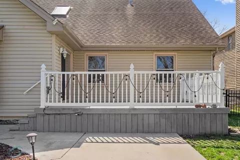 Exterior - 183 Wilcox Dr, Bartlett, IL 60103 photo 4 of 7