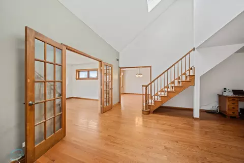 Entry Way - 183 Wilcox Dr, Bartlett, IL 60103 photo 1 of 2
