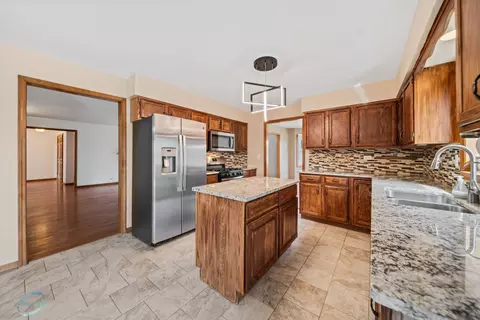 Kitchen - 183 Wilcox Dr, Bartlett, IL 60103 photo 1 of 3
