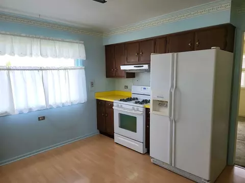5829 Superior St, Berkeley, IL 60163 photo 7