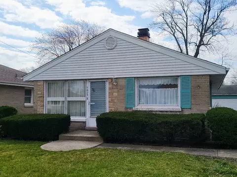 5829 Superior St, Berkeley, IL 60163 photo 2