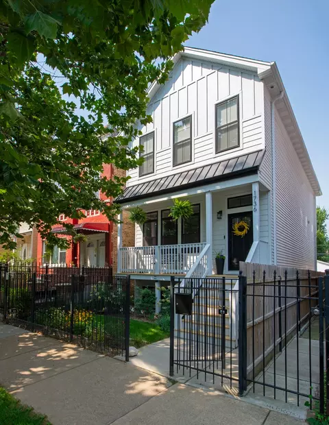 1736 N Spaulding Ave, Chicago, IL 60647