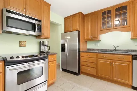 Kitchen - 1606 Brittany Ct #A-2, Wheeling, IL 60090 photo 1 of 3