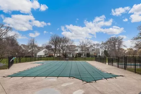 Exterior - 1606 Brittany Ct #A-2, Wheeling, IL 60090 photo 6 of 6