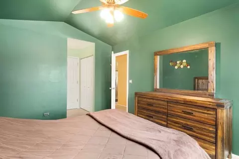 Bedroom - 1606 Brittany Ct #A-2, Wheeling, IL 60090 photo 3 of 4