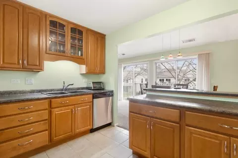 Kitchen - 1606 Brittany Ct #A-2, Wheeling, IL 60090 photo 2 of 3