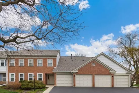 1606 Brittany Ct #A-2, Wheeling, IL 60090