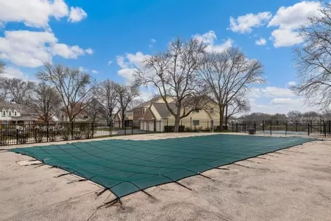 Exterior - 1606 Brittany Ct #A-2, Wheeling, IL 60090 photo 5 of 6