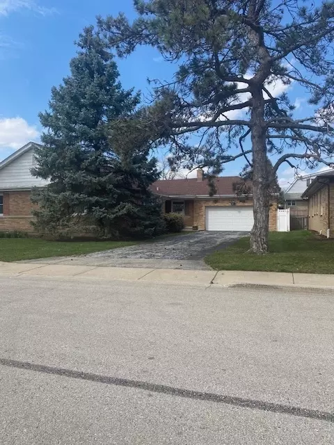 7904 W Cortland St, Elmwood Park, IL 60707