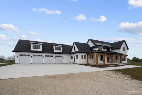 Exterior - 4764 Minooka Rd, Minooka, IL 60447 photo 3 of 9