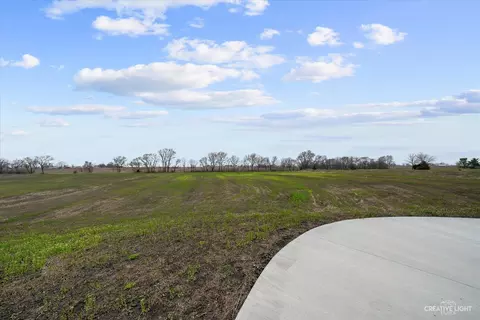 Exterior - 4764 Minooka Rd, Minooka, IL 60447 photo 8 of 9