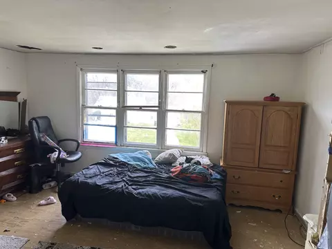 Bedroom - 3745 W 157th St, Markham, IL 60428 photo 4 of 8