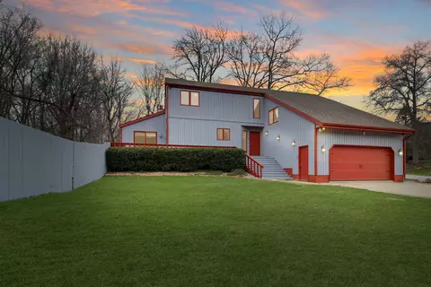 1312 N Cortland Ln, La Porte, IN 46350