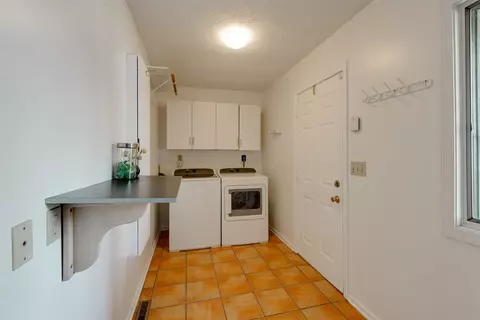 Kitchen - 907 Ironwood Cc Dr, Normal, IL 61761 photo 6 of 6