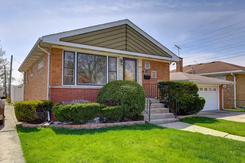 8149 45th Pl, Lyons, IL 60534