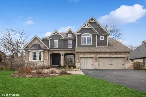 100 N Main St, Glen Ellyn, IL 60137