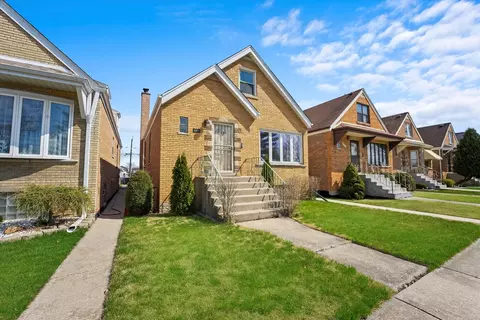 6117 S Natoma Ave, Chicago, IL 60638