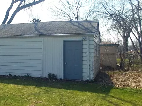 648 Greenview Ave, Des Plaines, IL 60016 photo 5