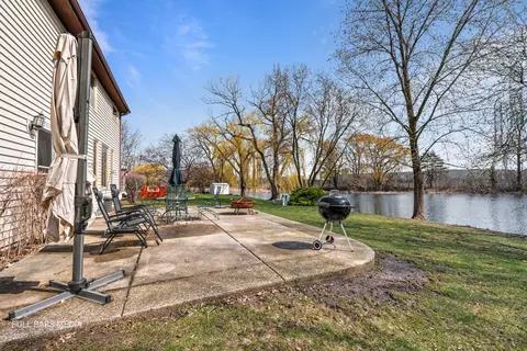 Exterior - 535 Denoyer Trl, Wheeling, IL 60090 photo 5 of 5