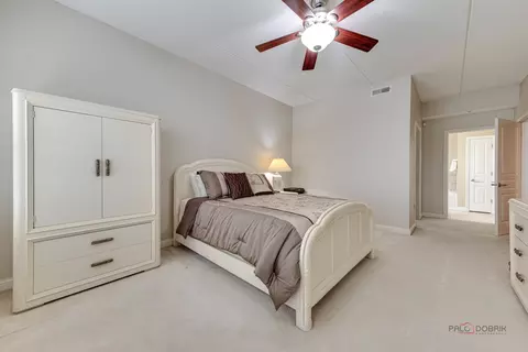 Bedroom - 153 Pointe Dr #108, Northbrook, IL 60062 photo 2 of 3
