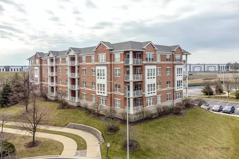 View/Area - 153 Pointe Dr #108, Northbrook, IL 60062 photo 4 of 4
