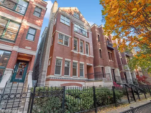3241 N Seminary Ave #2, Chicago, IL 60657