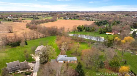 28 Plainsman Ct, Oswego, IL 60543