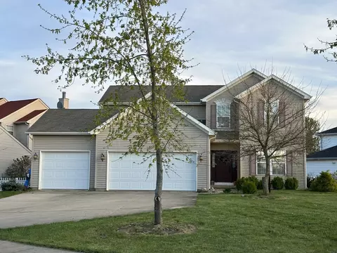 2513 Crimson Ln, Champaign, IL 61822