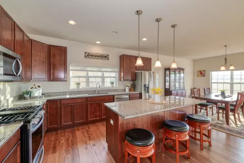 785 Simpson Ave, Elburn, IL 60119 photo 7