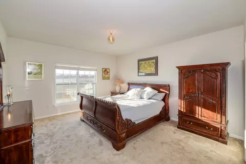 785 Simpson Ave, Elburn, IL 60119 photo 12