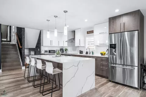 Kitchen - 101 Westmere Rd, Des Plaines, IL 60016 photo 4 of 4