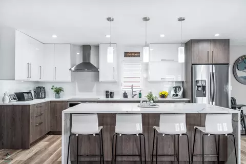 Kitchen - 101 Westmere Rd, Des Plaines, IL 60016 photo 1 of 4