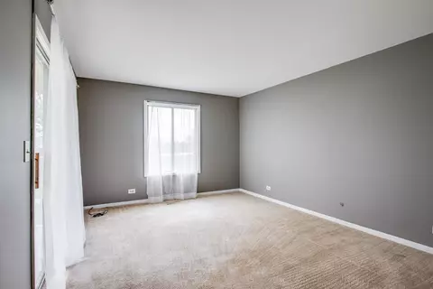 6 Fernwood Dr # D, Bolingbrook, IL 60440 photo 11
