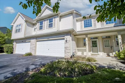 2346 Sunshine Ln #2346, Aurora, IL 60503