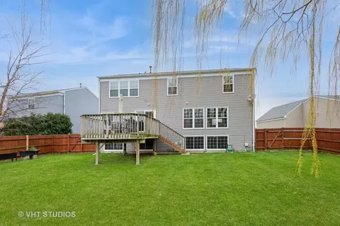 Exterior - 929 Annandale Dr, Elgin, IL 60123 photo 3 of 3