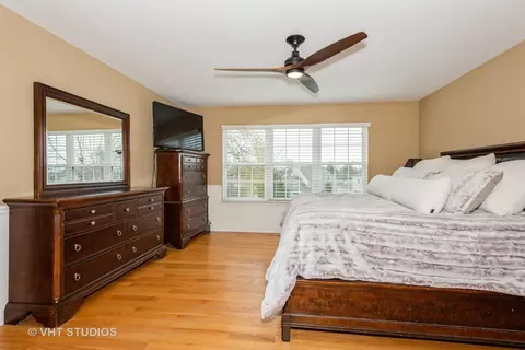 Bedroom - 929 Annandale Dr, Elgin, IL 60123 photo 3 of 3
