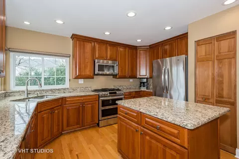Kitchen - 929 Annandale Dr, Elgin, IL 60123 photo 1 of 2
