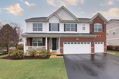 10720 Savannah Ln, Huntley, IL 60142