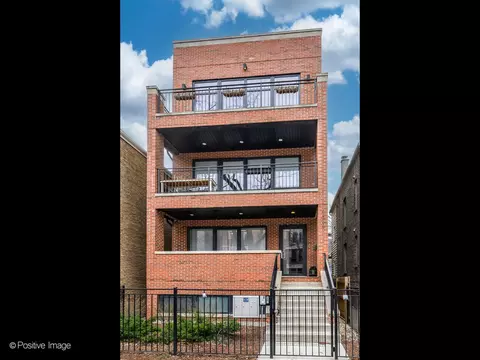 1018 N Wood St #1, Chicago, IL 60622