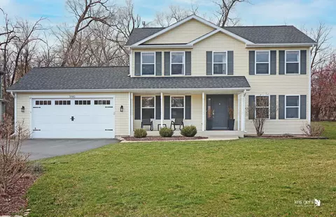 3190 Haven Ln, Lindenhurst, IL 60046