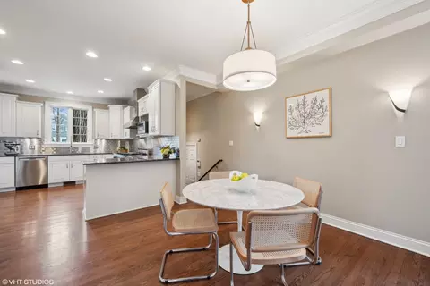 Dining - 920 Pine St, Winnetka, IL 60093 photo 1 of 4