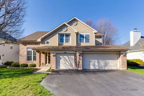 432 Capital Ln, Gurnee, IL 60031