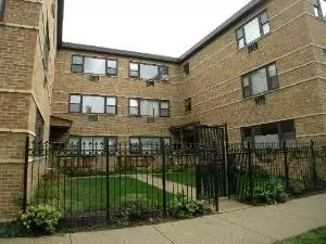6901 N Bell Ave #3W, Chicago, IL 60645