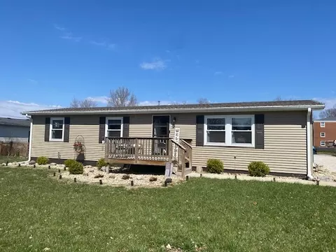 511 E Sycamore St, Hennepin, IL 61327
