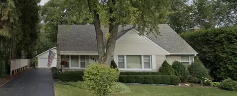 232 Ellis Ave, Libertyville, IL 60048