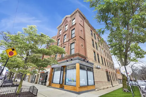 1925 W Division St #2, Chicago, IL 60622