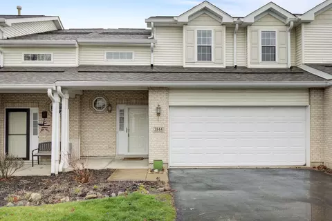 3844 Pathfinder Ln, Joliet, IL 60435