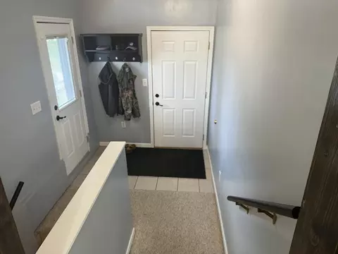 Entry Way - 210 N Pine St, Maroa, IL 61756 photo 1 of 2