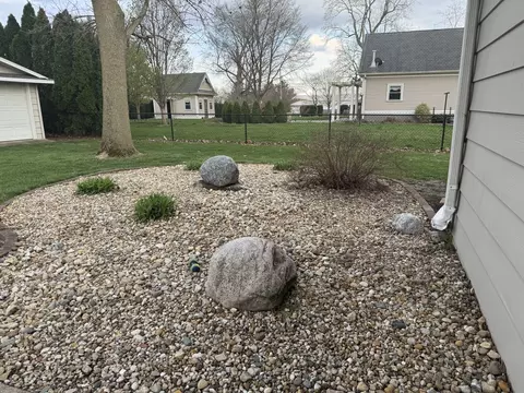 Exterior - 210 N Pine St, Maroa, IL 61756 photo 10 of 11