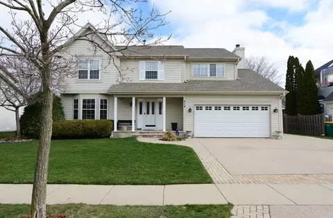 419 Cambridge Dr, Grayslake, IL 60030